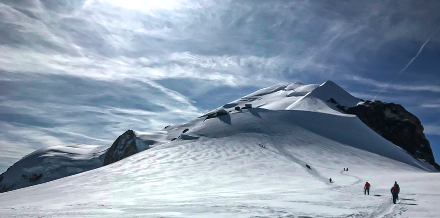 De top van de Mont Blanc – over rouwverwerking na zelfmoord van een naaste
