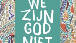 Boek - We zijn God niet